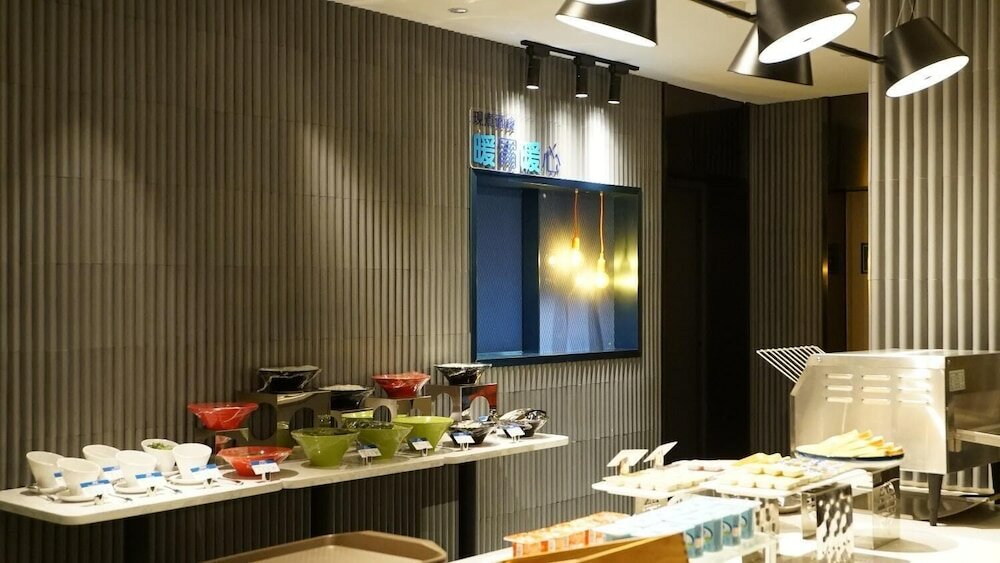 Фото Holiday Inn Express Shenzhen Dongmen