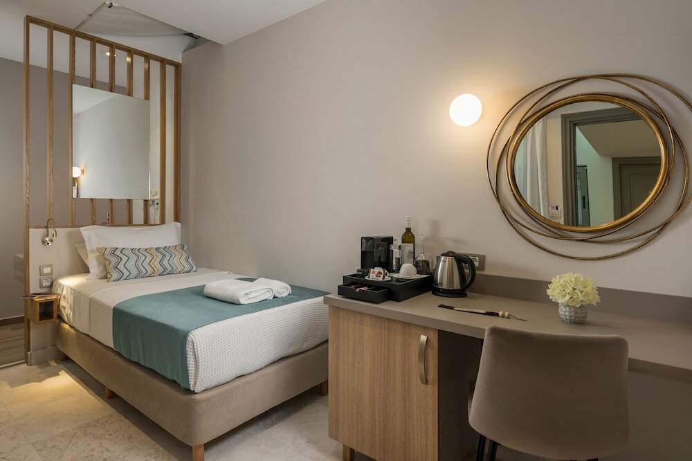 Фото Plaza 1866 Superior City Rooms