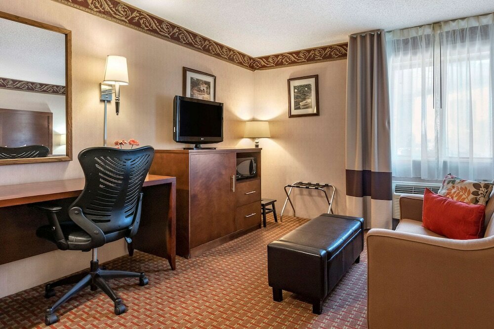 Фото Quality Inn Saint Ignace