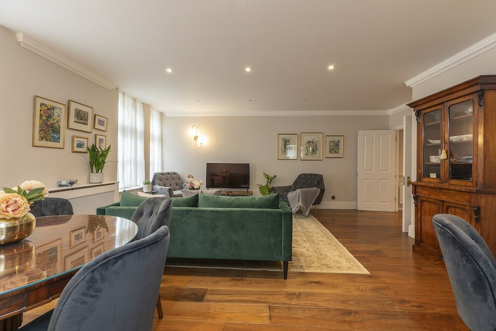 Фото Altido Beautiful 2 bed apt in Mayfair, close to Tube
