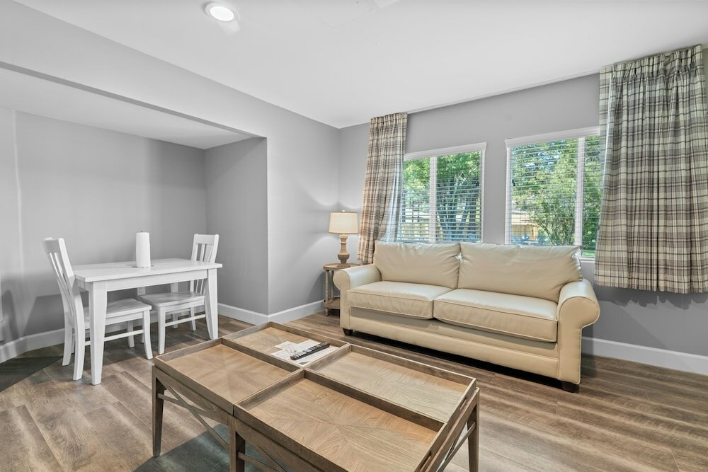 Фото Big Bear Frontier