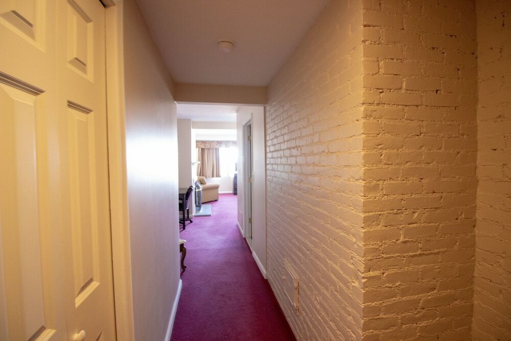 Фото The Lucerne Inn