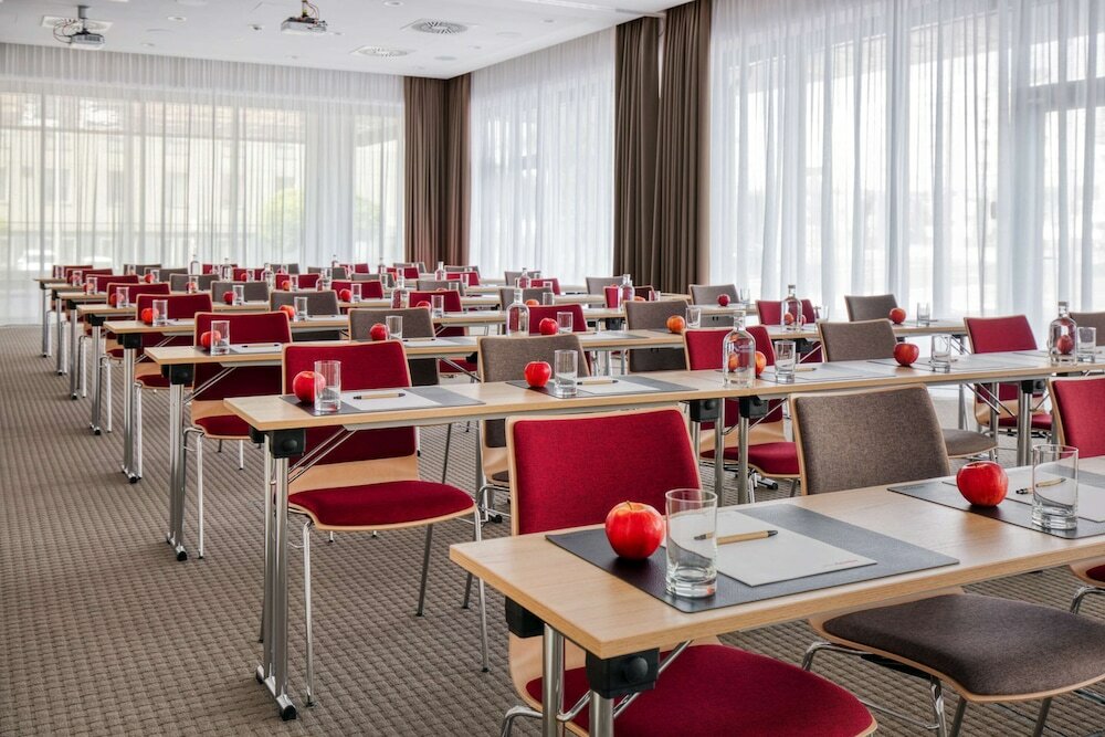 Фото IntercityHotel Graz