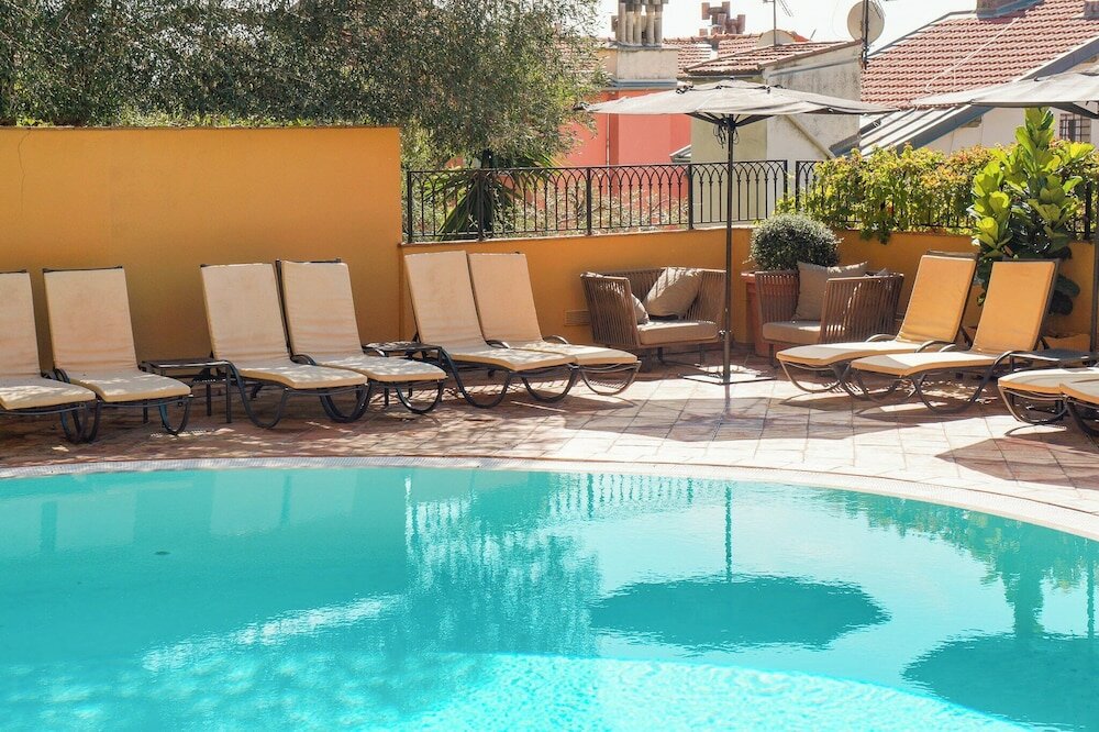 Фото Hôtel La Pérouse Nice