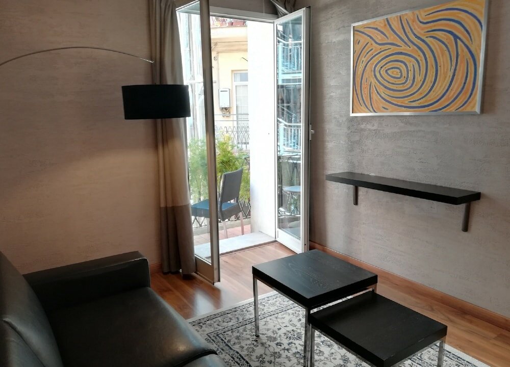 Фото Dharma Luxury Hotel