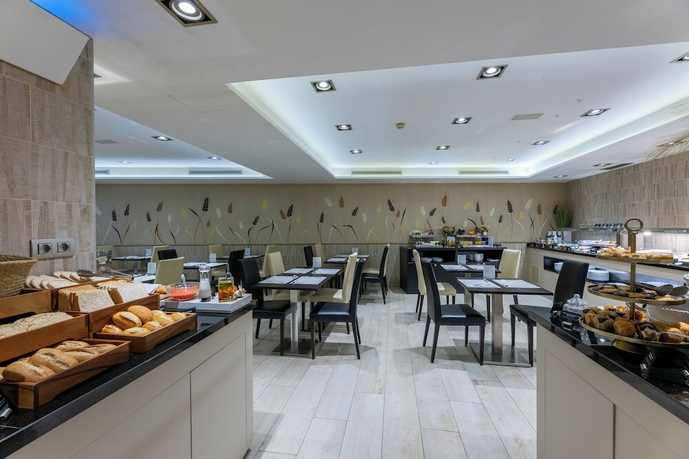 Фото Hotel Santa Marta