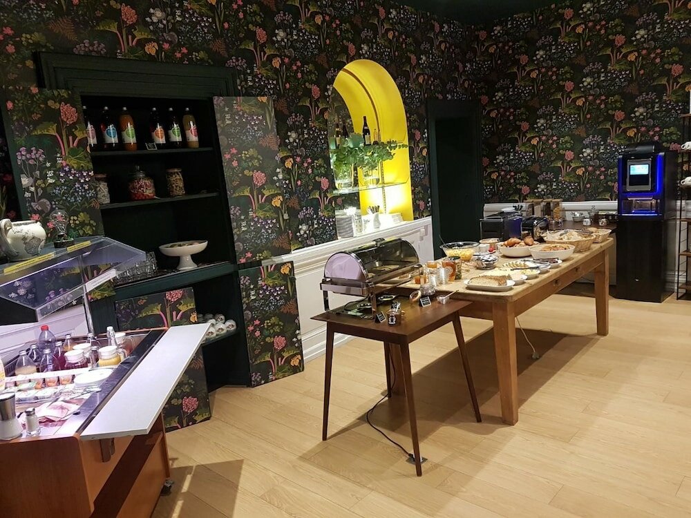 Фото Grand Hotel de la Poste Vienne