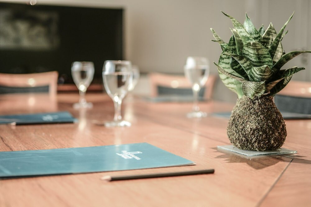 Фото Portal Plaza Suites