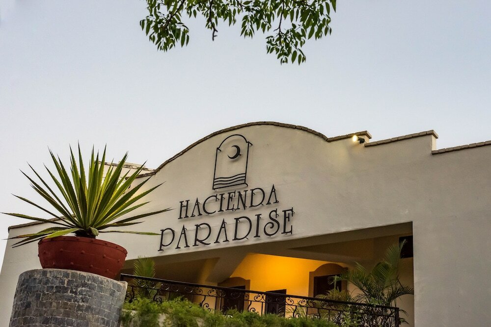 Фото Hacienda Paradise Hotel by Hospitality Wellbeing