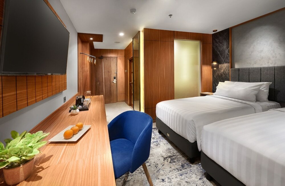 Фото Отель Aston Inn Jemursari