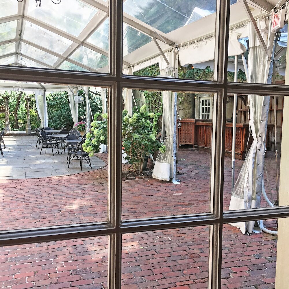 Фото Morris House Hotel