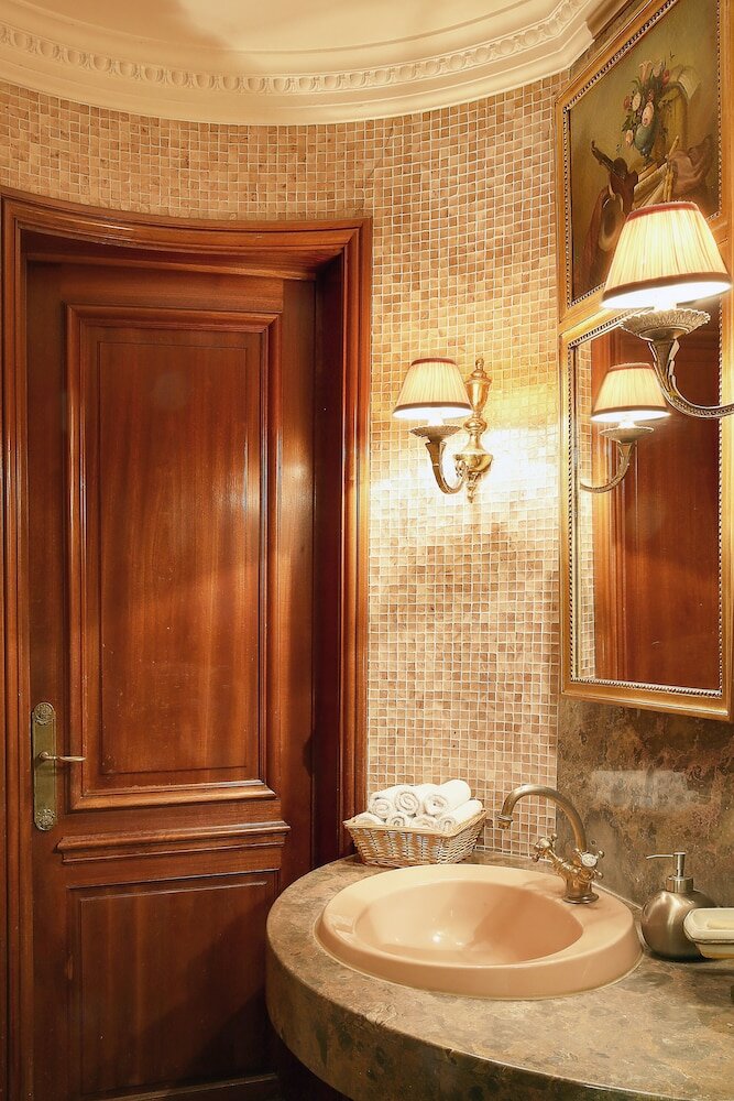 Фото Best Western Premier Trocadero La Tour 