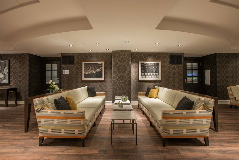 Фото Magnolia Hotel Houston, A Tribute Portfolio Hotel