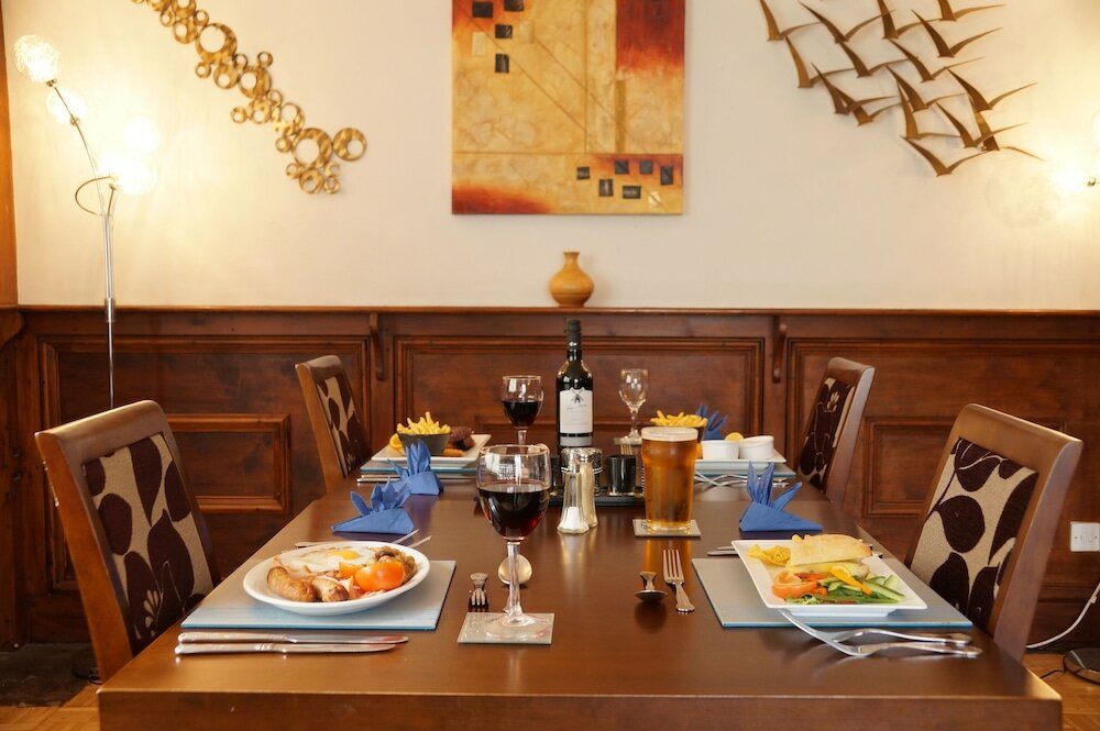 Фото Eyre Court Hotel