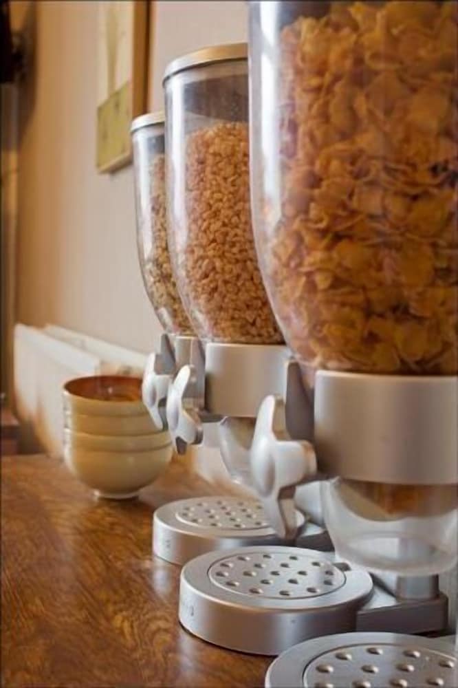 Фото Lakeview Guest House