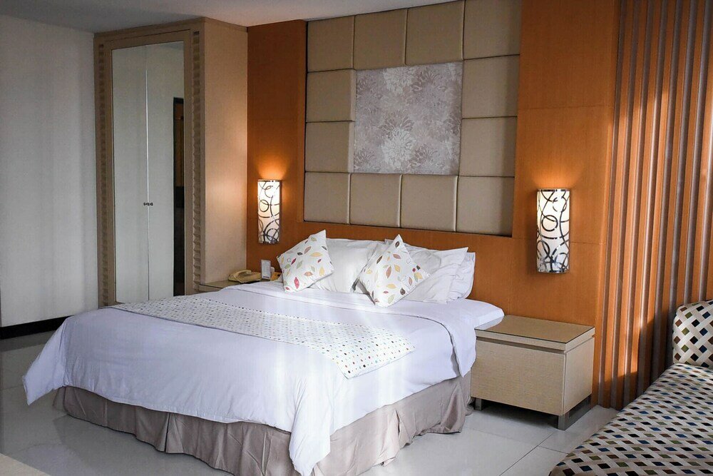 Фото Kedaton Hotel