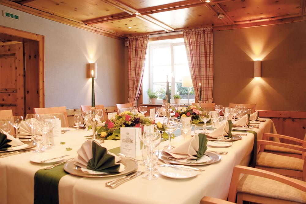 Фото Wellings Romantik Hotel Zur Linde