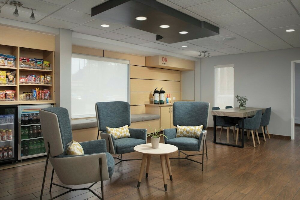 Фото TownePlace Suites by Marriott Pensacola