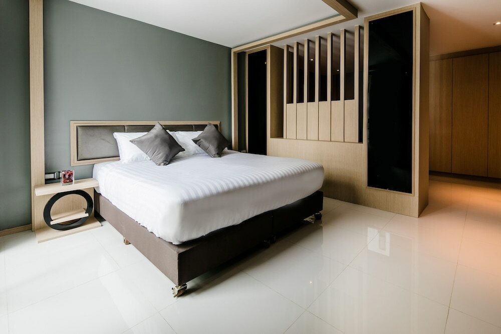 Фото Three Sukhumvit Hotel