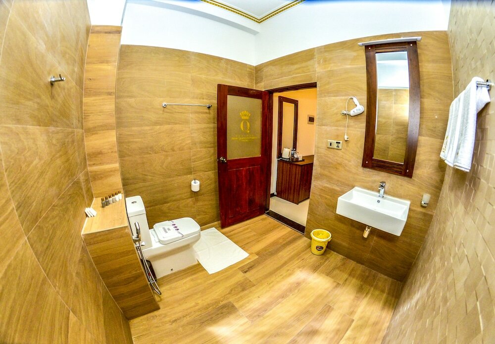 Фото Negombo New Queen's Palace