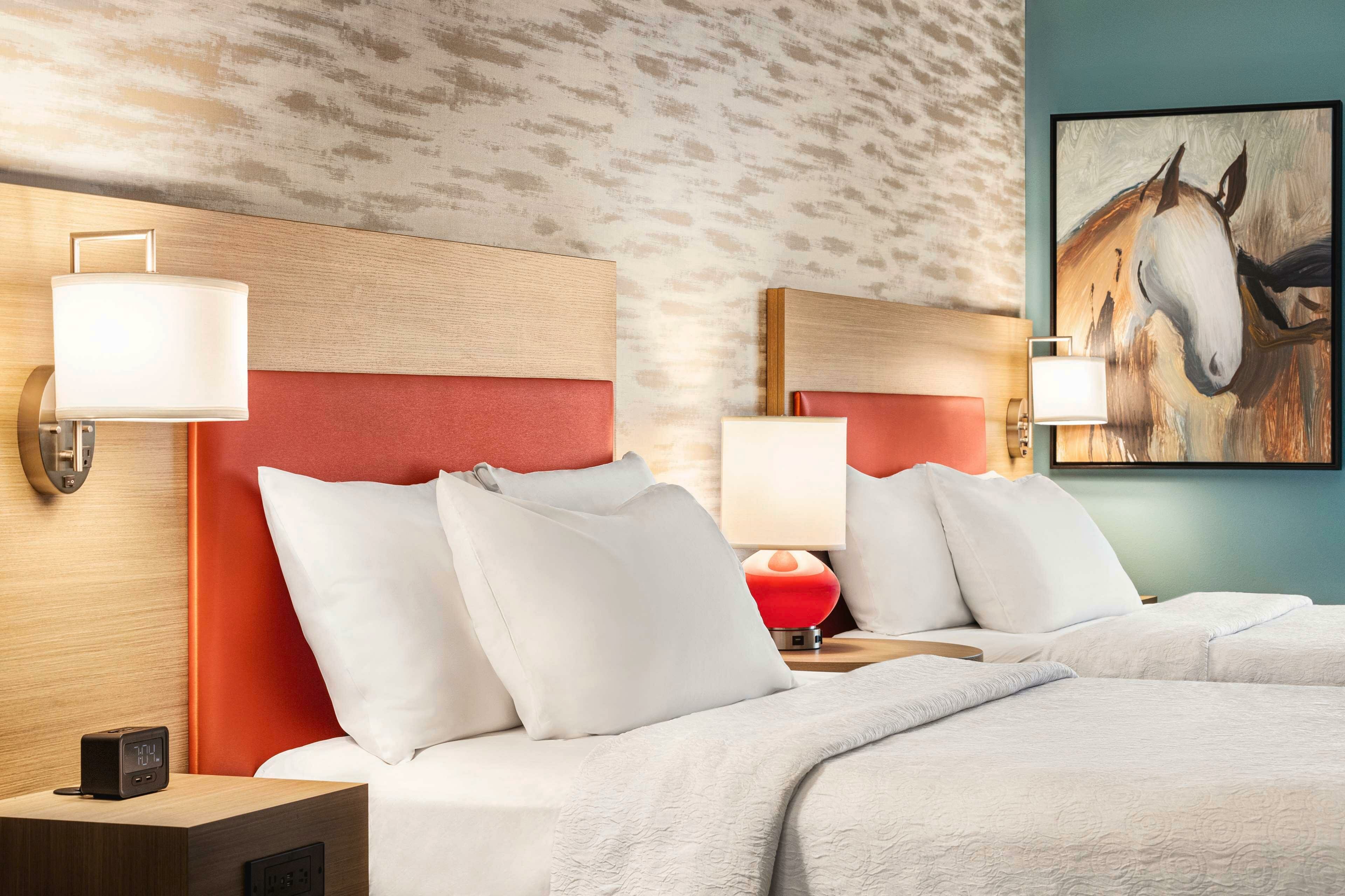 Фото Home2 Suites by Hilton Cheyenne