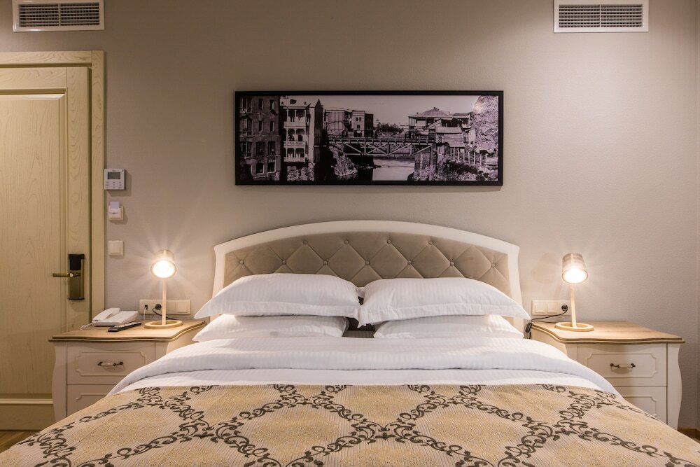 Фото Khokhobi Hotel