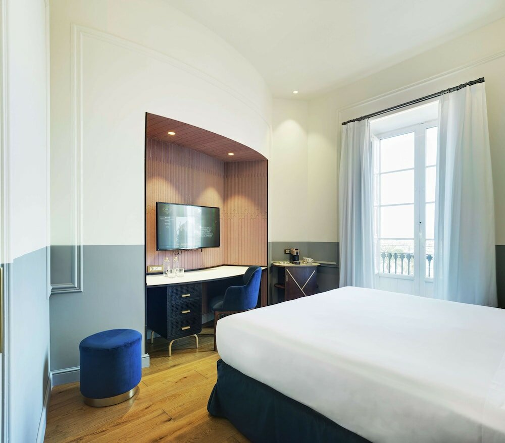 Фото Casa Alberola Alicante, Curio Collection by Hilton