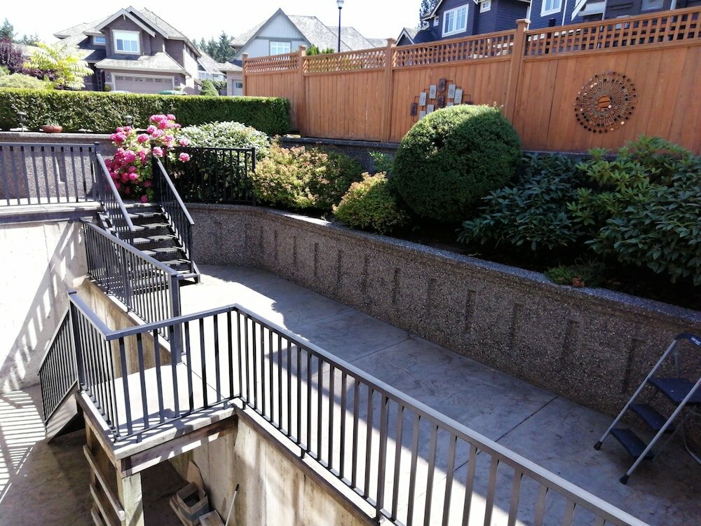 Фото Sunny Island by White Rock