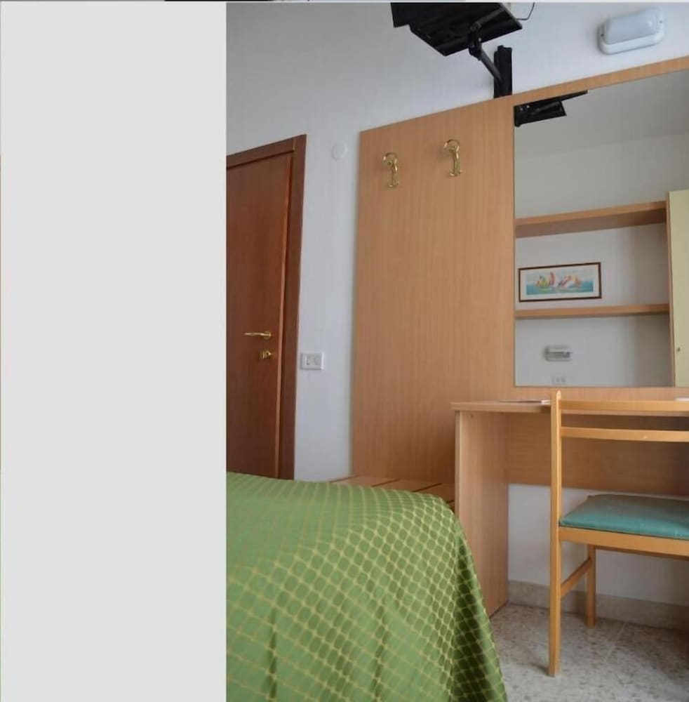 Фото Hotel Amelia