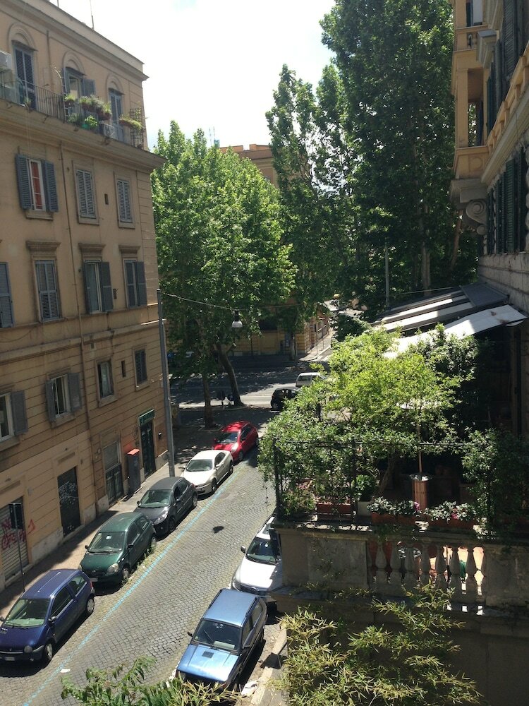 Фото La Breccia a Porta Pia