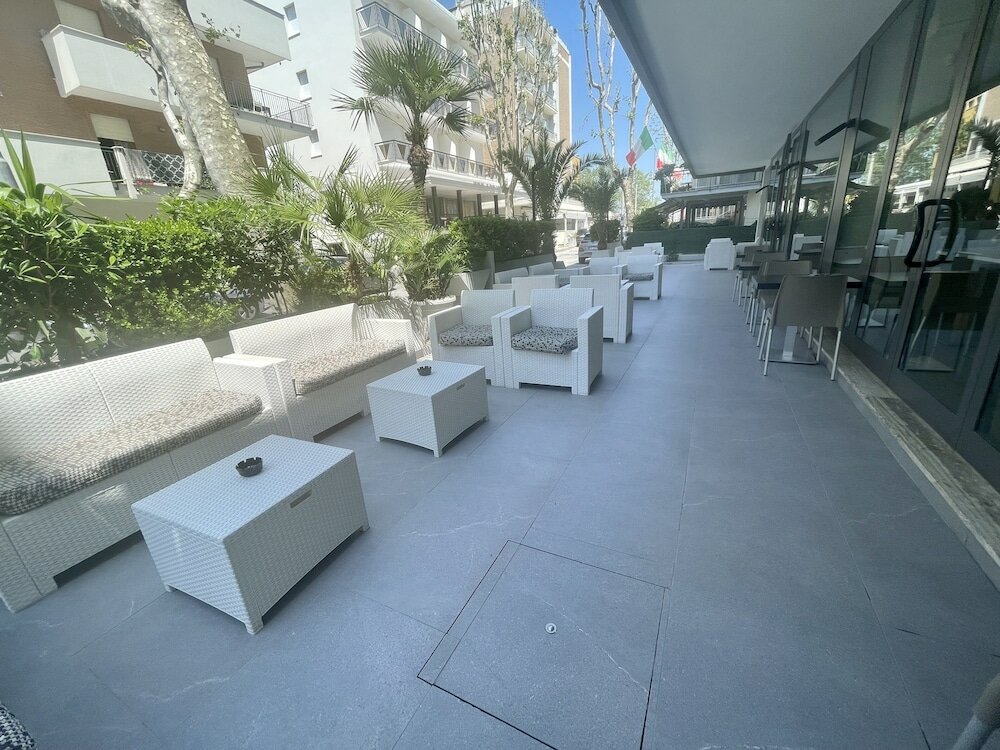 Фото Hotel Eiffel