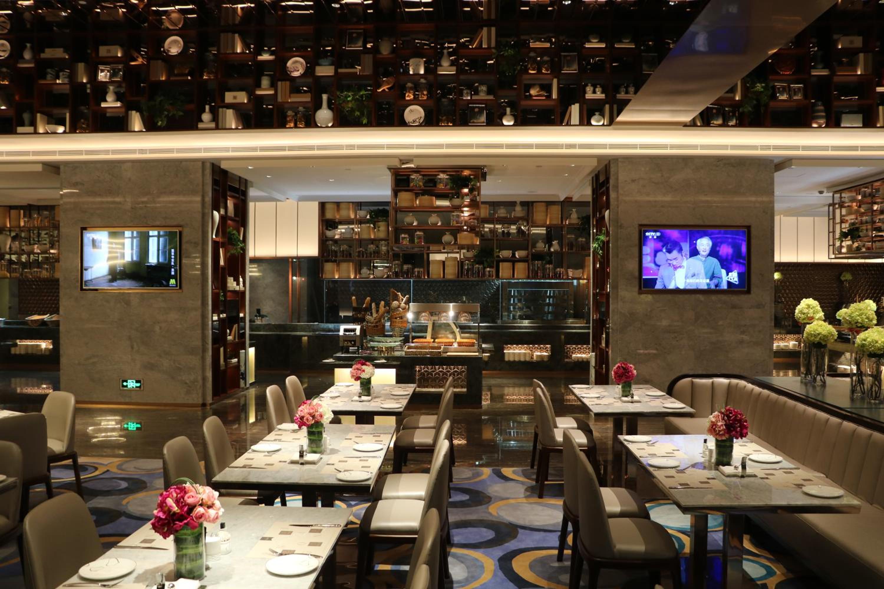 Фото RongJiang hotel