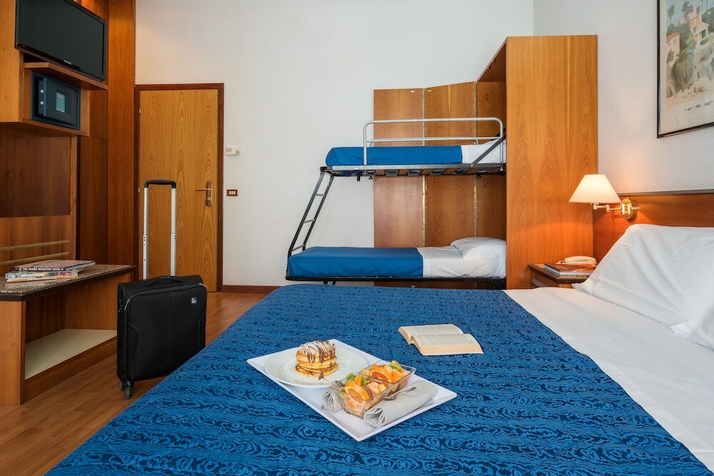 Фото Hotel Giulia