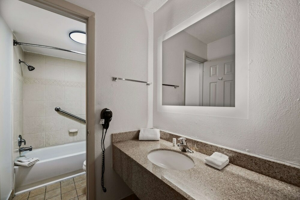 Фото Americas Best Value Inn Orlando