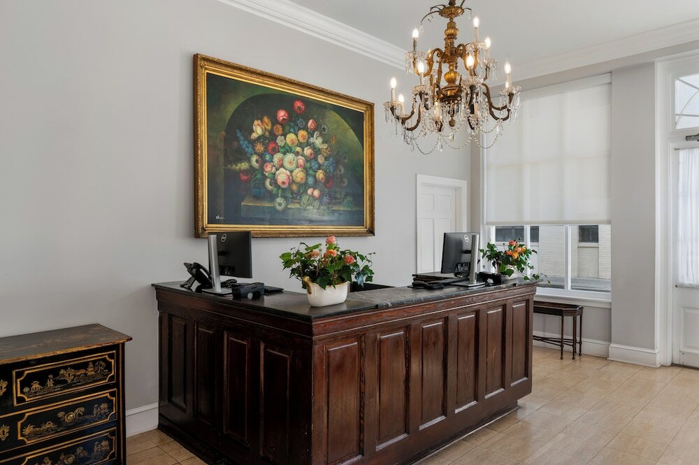 Фото Chateau Hotel