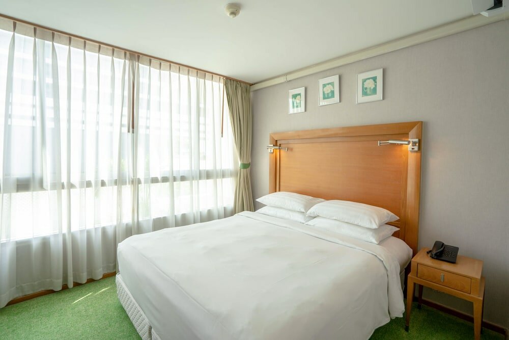 Фото At Ease Saladaeng by AETAS