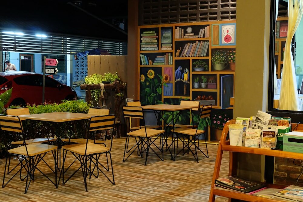 Фото Warm Well Hostel Kanchanaburi