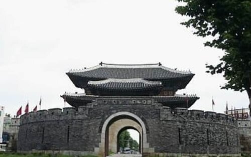 Внешний вид отеля Suwon Dono1796 Hotel в Сувоне, фото 2