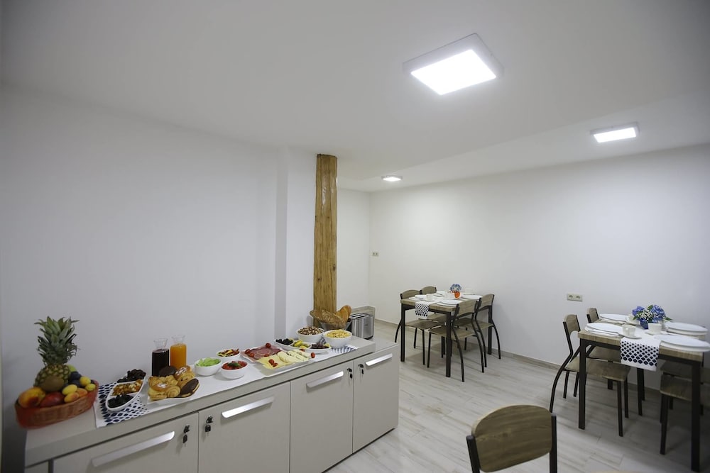 Фото Отель Golden Nugget Tbilisi