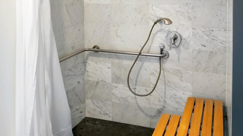 Фото La Pensione Hotel