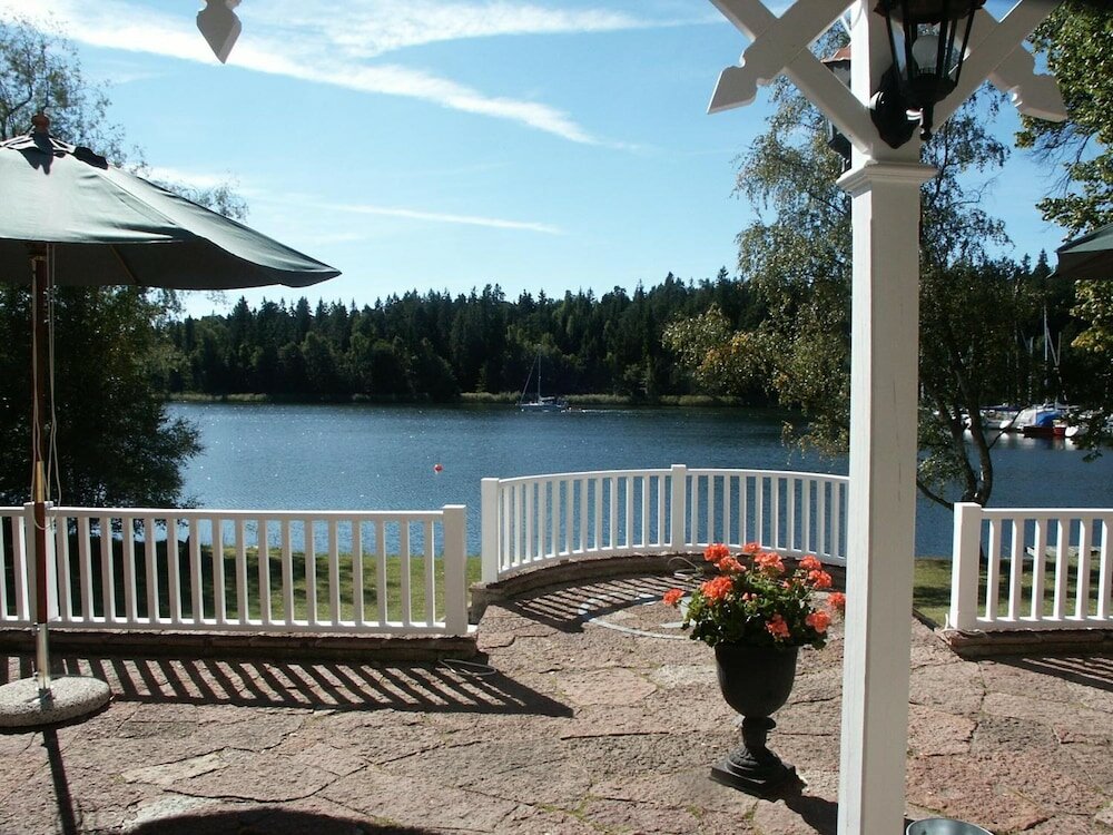 Фото Hotell Torpa Pensionat