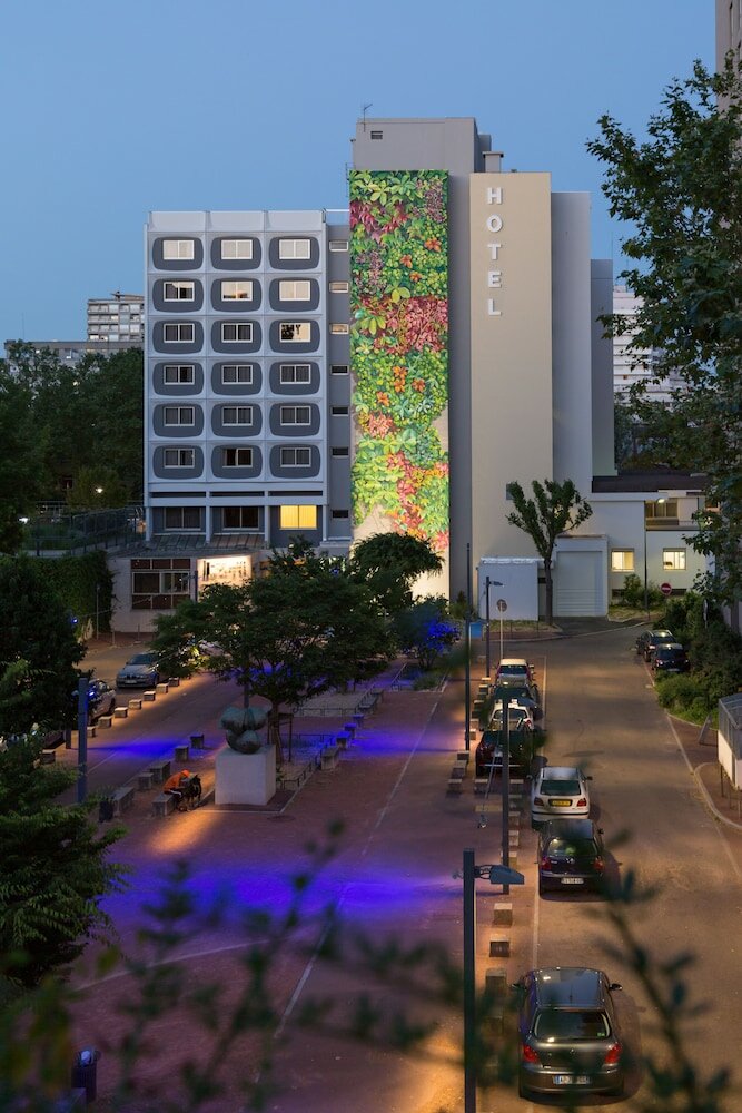 Фото отеля 1