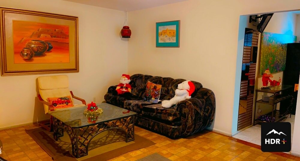 Фото The Yellow Penthouse