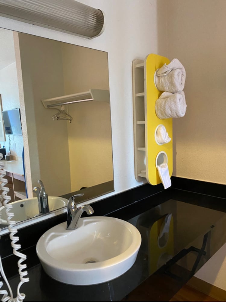 Фото Motel 6 Phoenix, Az - West