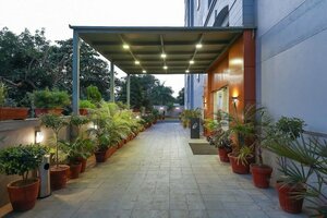 Гостиница Hotel Ashray Inn Express