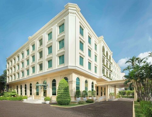 Внешний вид отеля Avani Hai Phong Harbour View Hotel в Хайфоне, фото 1