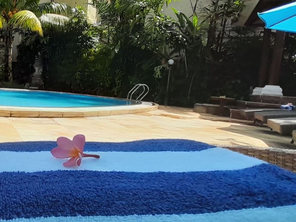 Фото Sama's Cottages and Villas