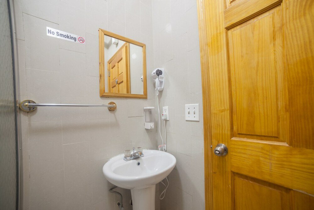 Фото Bowery Grand Hotel