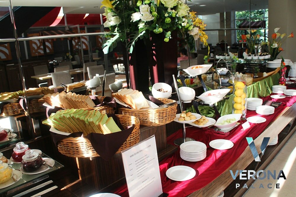 Фото Verona Palace Hotel Bandung