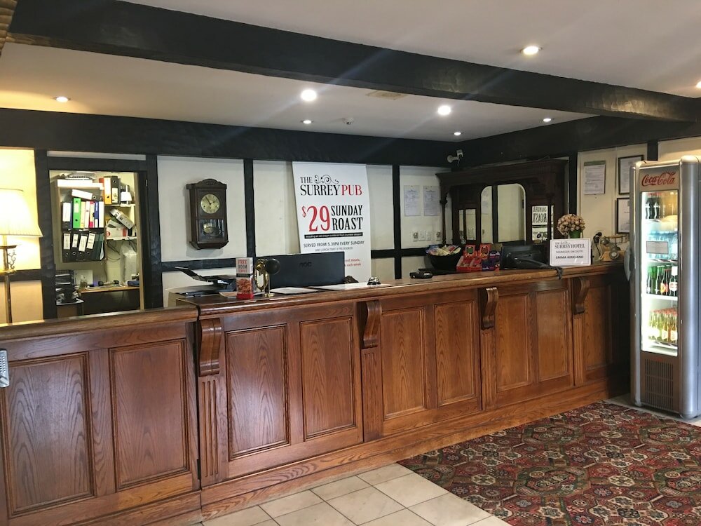 Фото The Surrey Hotel